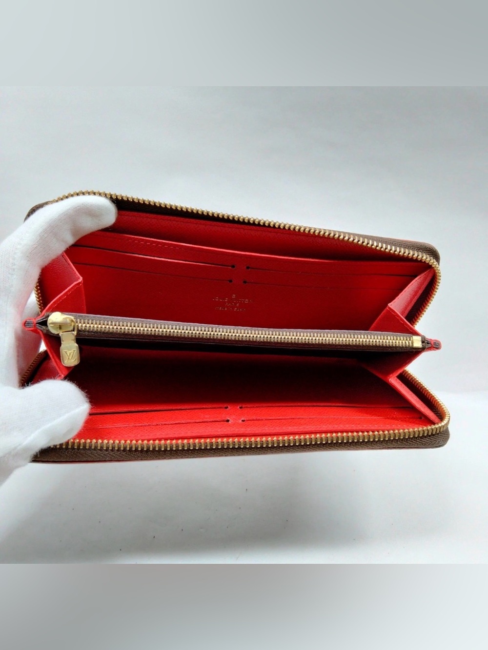 (SOLD) Louis Vuitton Brown Monogram Zippy Wallet with Red Flower Charm - Picture 2 of 7